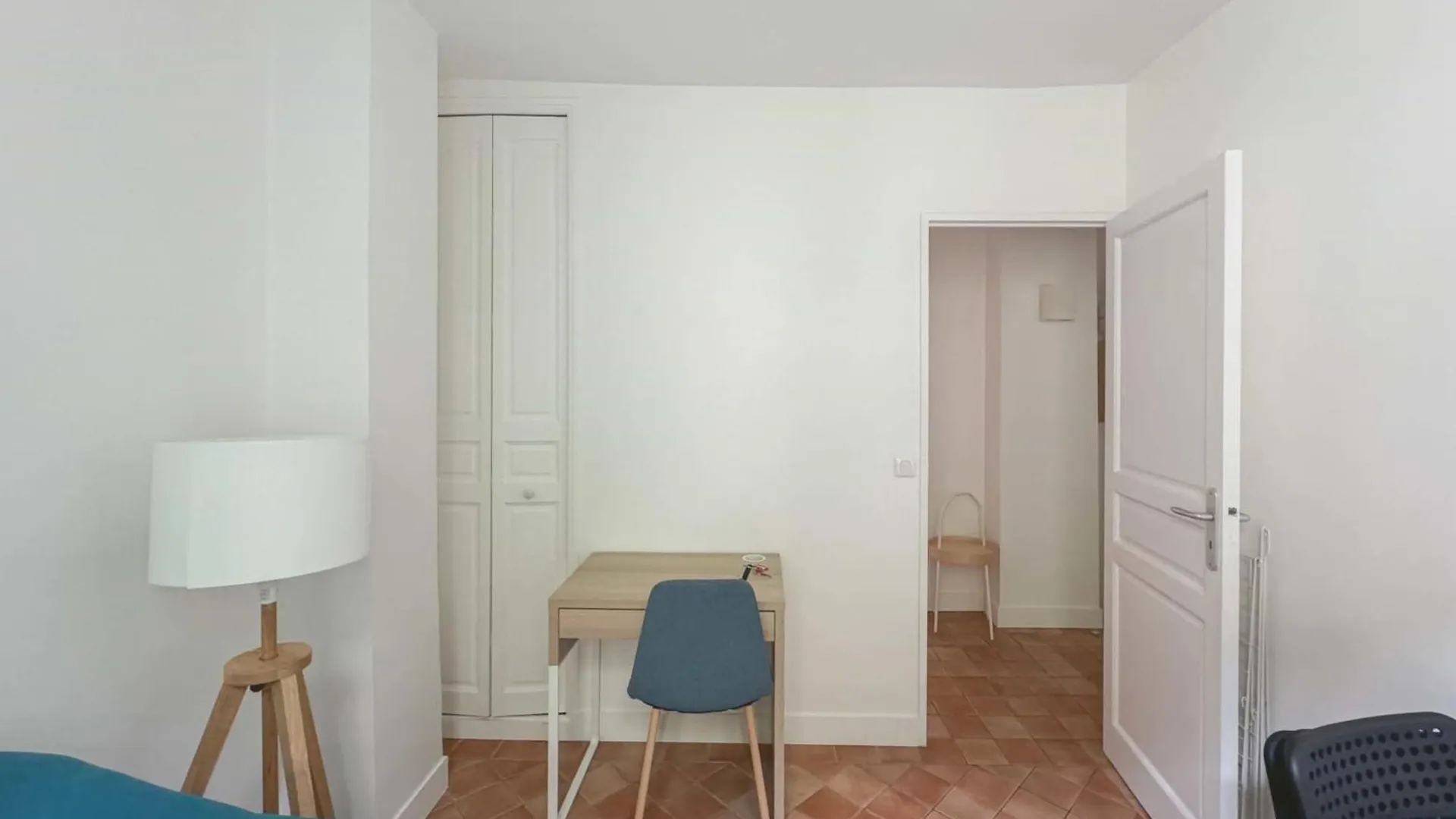 Flexliving - Whole Flat - Augereau Apartment Paris France